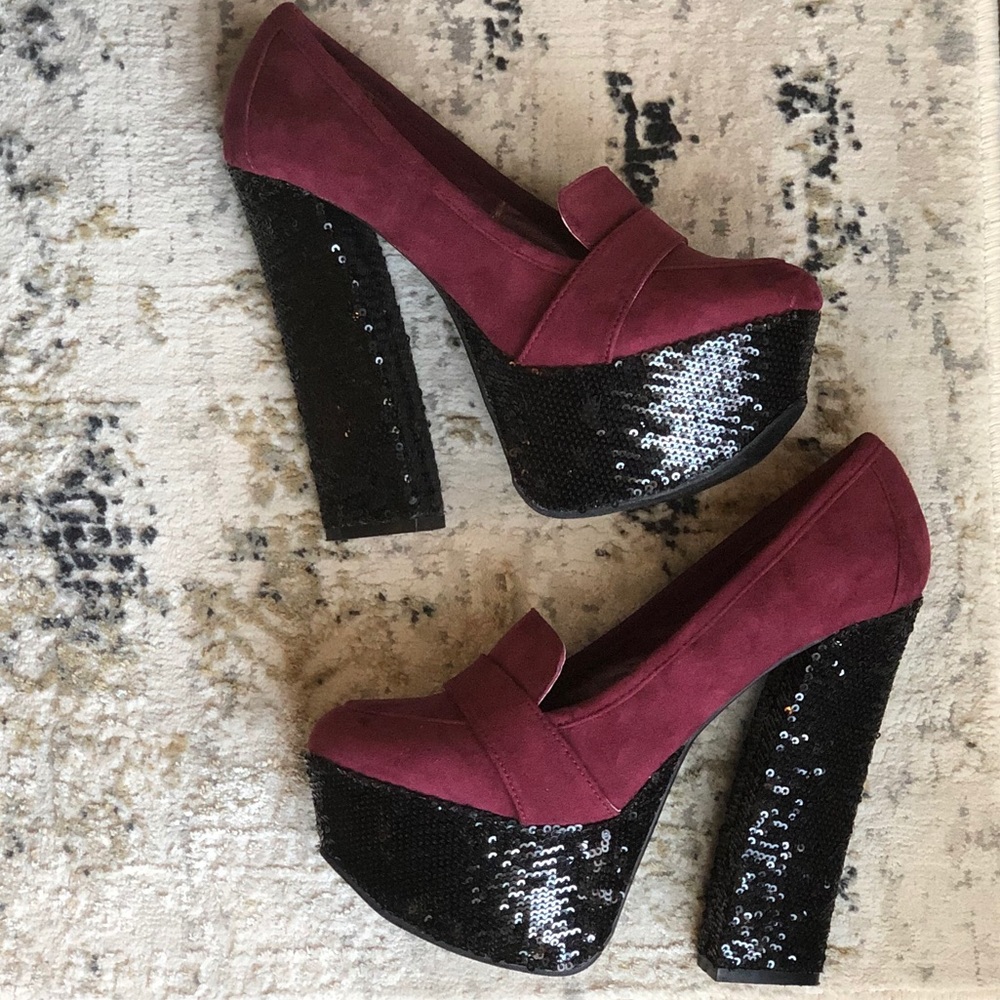 NWT Platform Suede Shoes